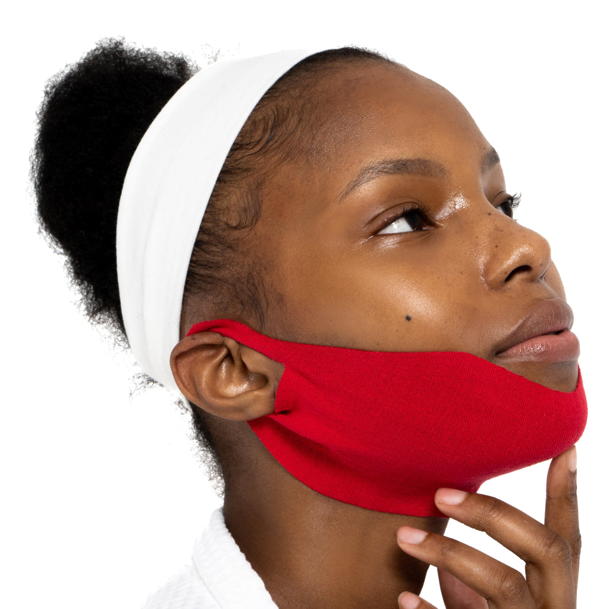 women wearing Chin mask, double chin reducer, chin lift mask, chinstrap for double chin, double chin masks that works, double chin remover, how to get rid of double chin fat, jawline mask, best jawline products, chin sagging, double chin face lift, chin slimmer, double chin remover, double chin treatment
